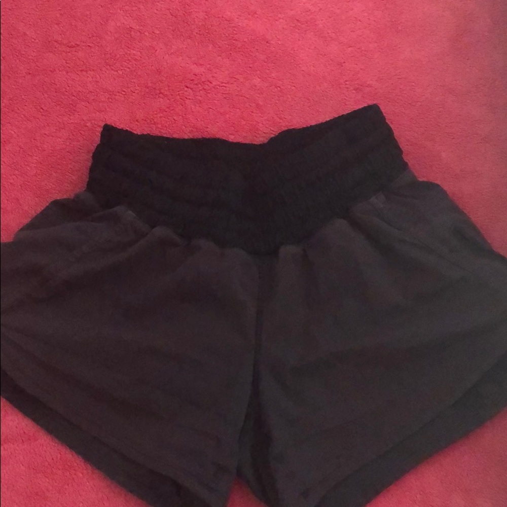 lululemon black shorts
